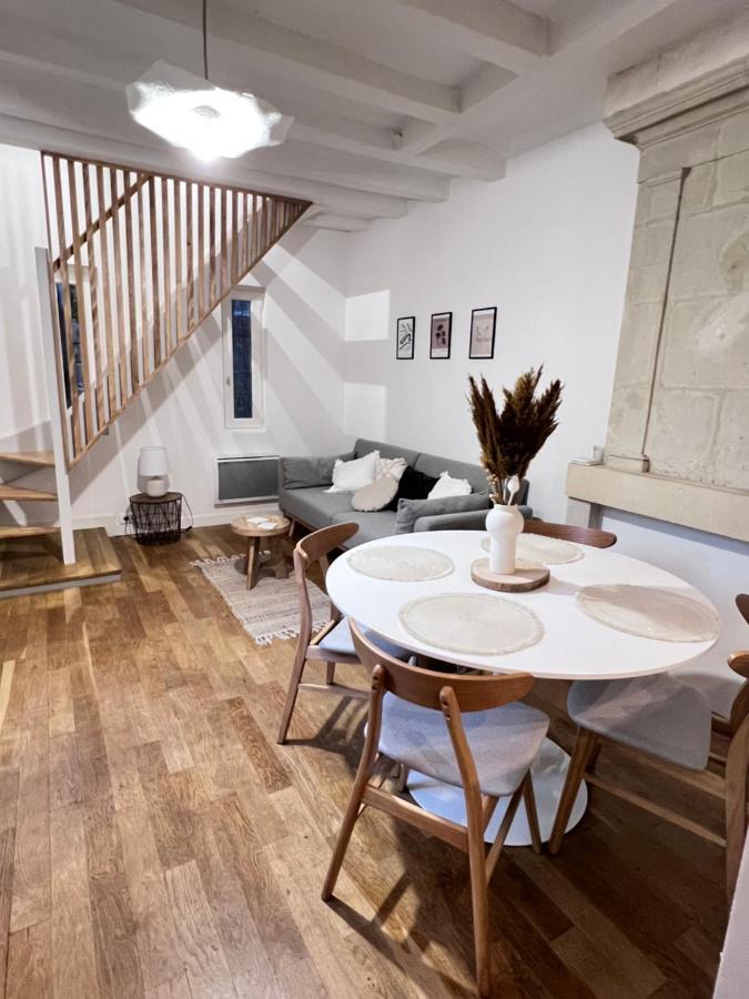 Le Jeanne, Appartement En Duplex Proche Forteresse Et Centre Ville Chinon Exteriér fotografie